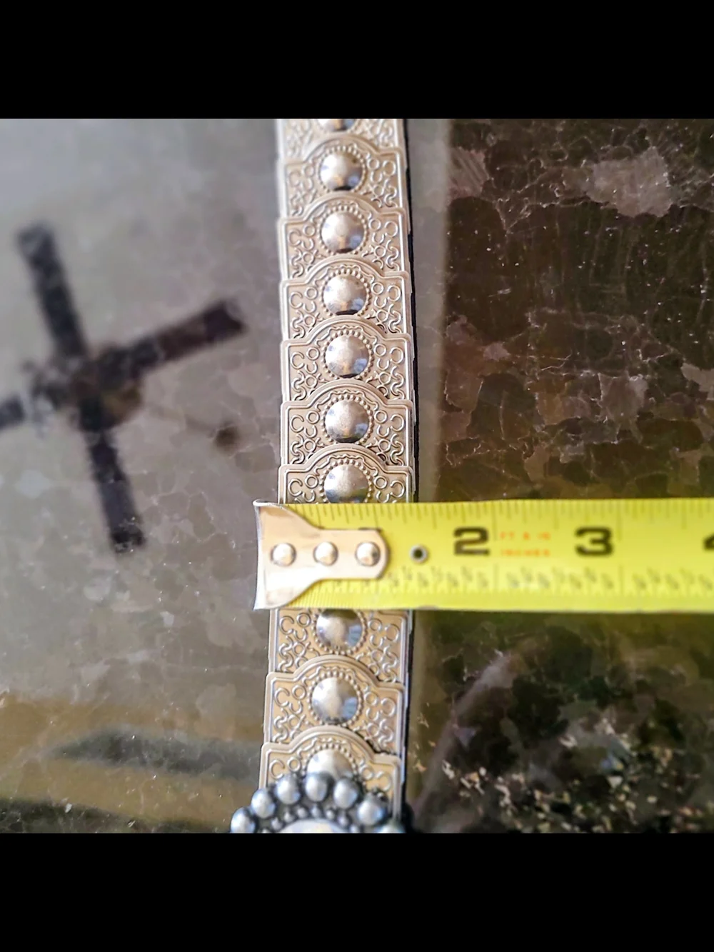 Decorative Silver-Tone Western Belt with Clear Oval Stone -